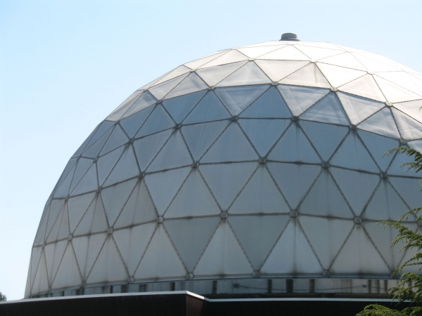 Expert Golf Ball Dent Repair: Affordable Mobile Paintless Dent Repair